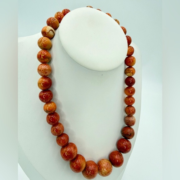 Vintage Genuine Apple Coral Graduated Bead Necklace 16” Barrel Clasp - Picture 6 of 17
